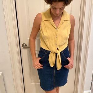 Yellow Tommy Bahama Women’s button up tie top